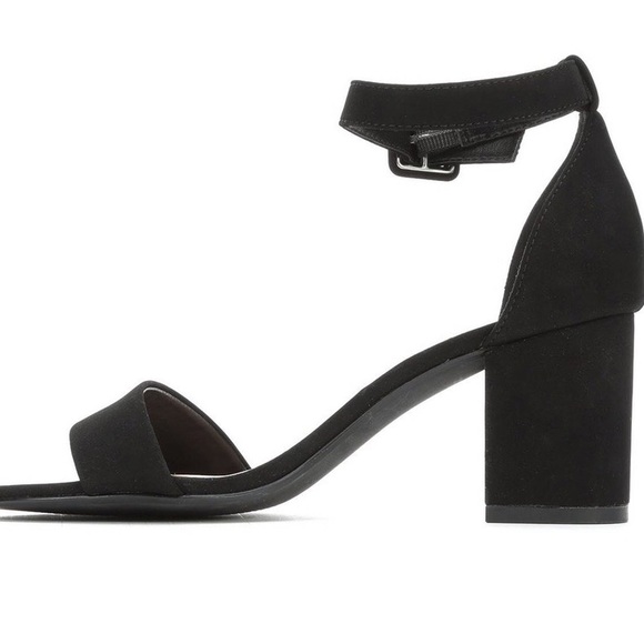 Black chunky heel ankle strap sandal - Picture 8 of 10